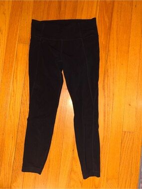 Athleta Black Performance Capri Leggings